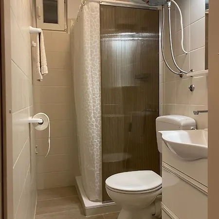 Kuca Za Odmor -m&a-grijani Bazen Appartement Fažana